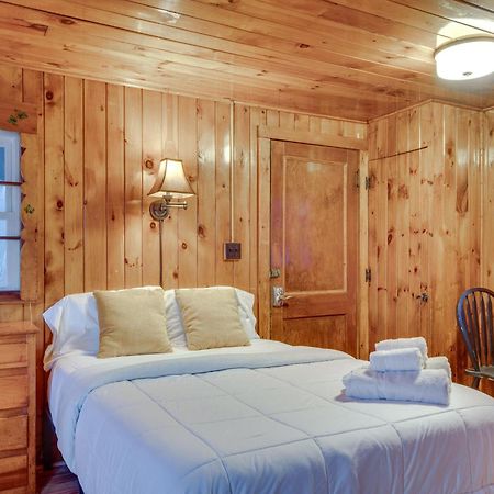 Cozy Laconia Studio With Pool Access - 2 Mi To Lake! Apartment Екстериор снимка