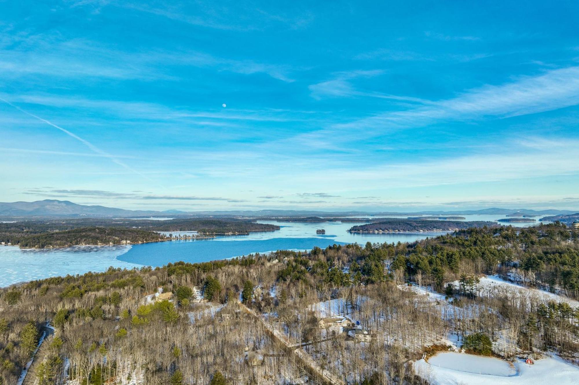 Cozy Laconia Studio With Pool Access - 2 Mi To Lake! Apartment Екстериор снимка