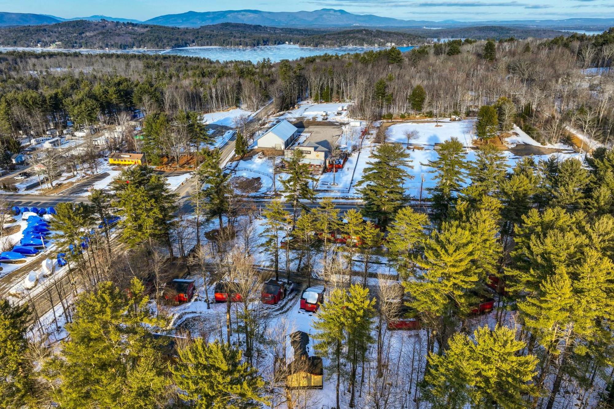 Cozy Laconia Studio With Pool Access - 2 Mi To Lake! Apartment Екстериор снимка